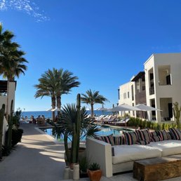 Entrance to hotel