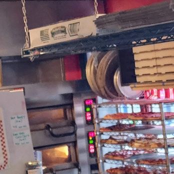 Post Alley Pizza - Quick peep at the ovens, plus the whole pizzas, and slices for sale (10/18/24) - Pizza Near Me - Seattle, Washington