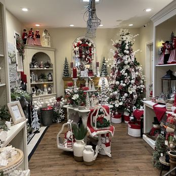 Greenbrier Cottage - Home Decor Near Me - Greenville, South Carolina