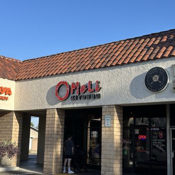 OMELI Kitchen - Corner spot - Vietnamese Near Me - Fullerton, California