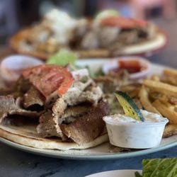 Mina & Dimi's Greek House - Gyro Platter