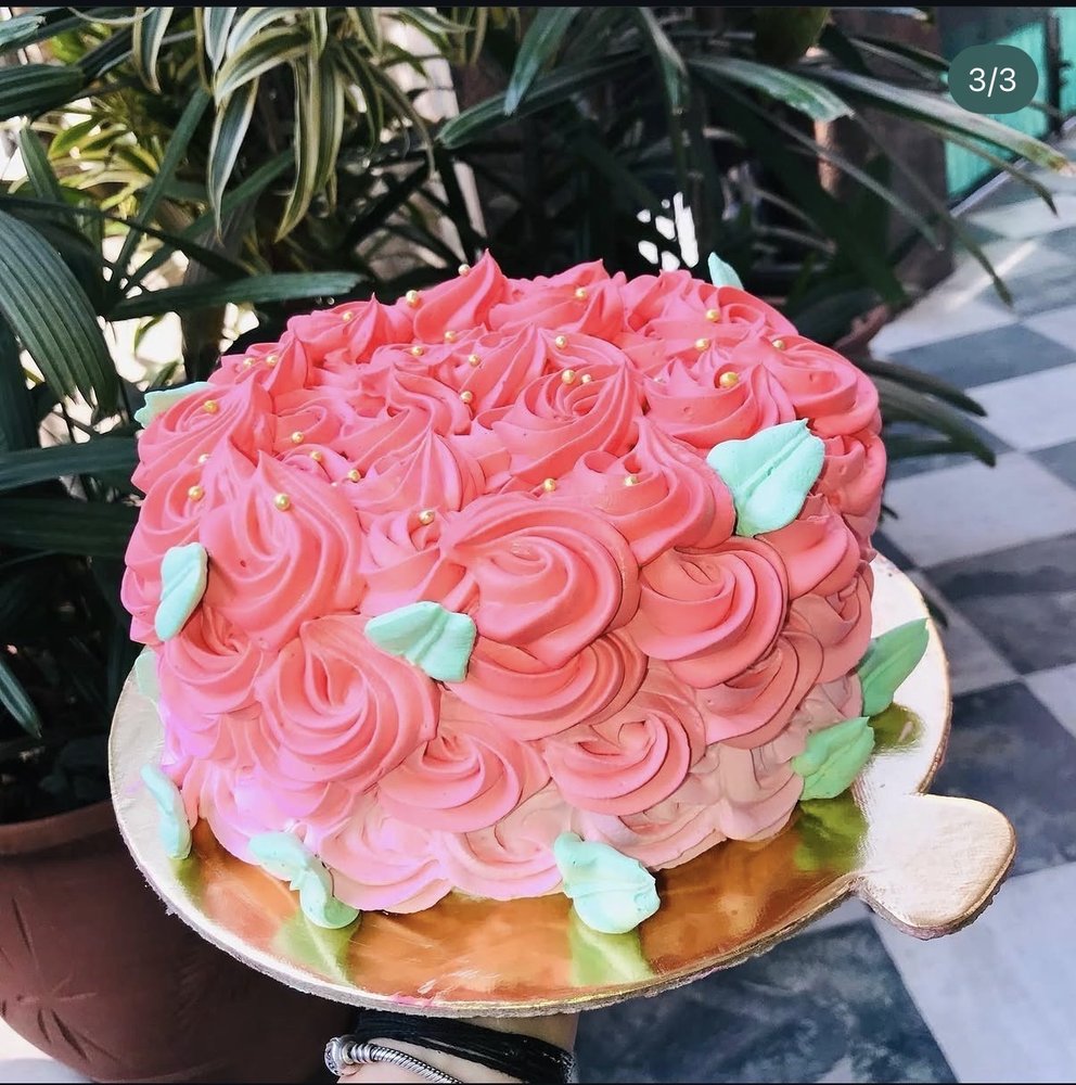 Divyas Bake N' Flake Logo