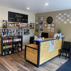 Body Glow Tanning Boutique - Welcome in!