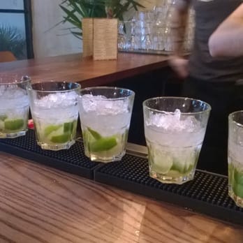 Las Iguanas - caipirinha making - Mexican Near Me - Glasgow, GLG
