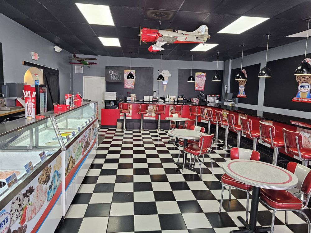 Water’s Edge Café