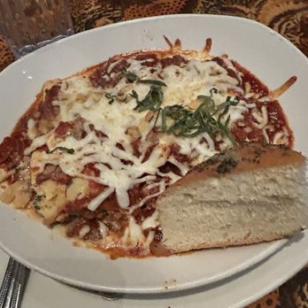 Rainforest Cafe - Lasanga - American Near Me - Las Vegas, Nevada