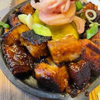 Herbie's Bar and Chowder House - Pork belly burnt ends - Bars Near Me - Marathon, Florida