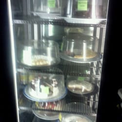 Jonathan's Sports Pub - Yummy cakes and pies