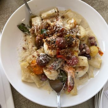 Veranda Restaurant - Garlic & Herb Shrimp Carbonara - American Near Me - San Diego, California Veranda Restaurant - Garlic & Herb Shrimp Carbonara - American Near Me - San Diego, California