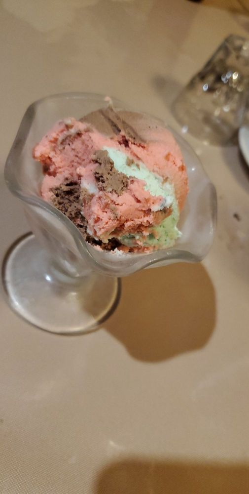 BRASS RAIL 22 Photos & 49 Reviews 395 Lakeview Dr, Alturas