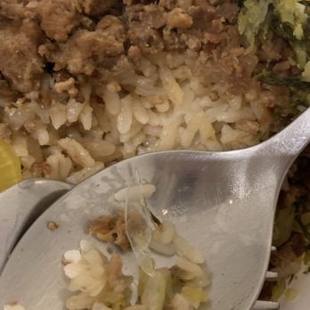 Bubble World - I ordered the meat sauce on rice for togo and my gf found a pice of the plastic inside the rice. - Taiwanese Near Me - Burnaby, British Columbia