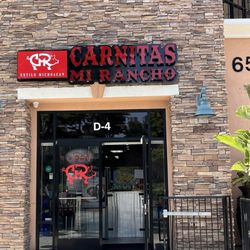Carnitas Mi Rancho - Outside