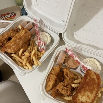 Raising Cane's Chicken Fingers - Southern Near Me - Colma, California