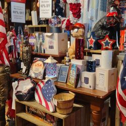 Cracker Barrel Old Country Store