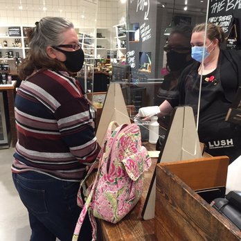 LUSH Cosmetics - Cosmetics & Beauty Supply Near Me - Norfolk, Virginia