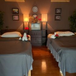 Reela Thai Therapy Center - Our cozy couple room