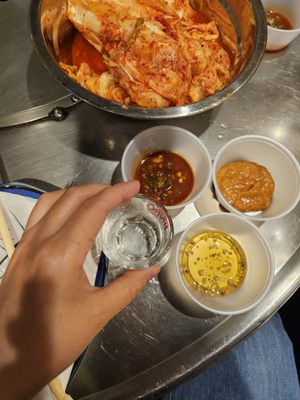 Yuk Jun Gui - Galbi, Fresh live eel, Makchang by null