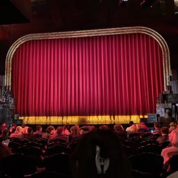 Stage ... getting ready to see it's a wonderful world Stage ... getting ready to see it's a wonderful world
