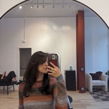 Monarch Salon - Haircut and blowout by Shanna - Hair Salons Near Me - San Francisco , California Monarch Salon - Haircut and blowout by Shanna - Hair Salons Near Me - San Francisco , California