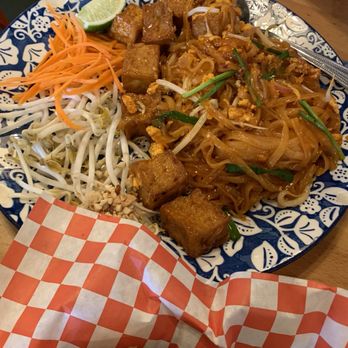 Chiang Rai - Pad See Ew with Fried tofu. - Thai Near Me - Long Beach, California Chiang Rai - Pad See Ew with Fried tofu. - Thai Near Me - Long Beach, California