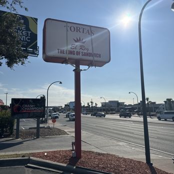 Tortas El Rey - Sign on northbound OBT. - Sandwiches Near Me - Orlando, Florida Tortas El Rey - Sign on northbound OBT. - Sandwiches Near Me - Orlando, Florida