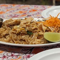 Isaan Station Thai Street Food - Pad thai