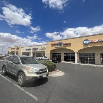 Viet Restaurant - Outside of restaurant. In the shopping center it is far left. - Vietnamese Near Me - El Paso, Texas Viet Restaurant - Outside of restaurant. In the shopping center it is far left. - Vietnamese Near Me - El Paso, Texas