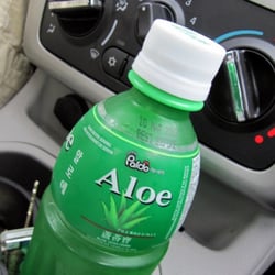 Marche Kim Hour - Aloe drink!