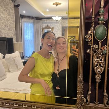 Neighbourgood - The MIRRORS! Absolutely intredible. - Hotels Near Me - San Francisco, California Neighbourgood - The MIRRORS! Absolutely intredible. - Hotels Near Me - San Francisco, California