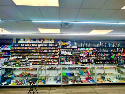Vape World and Tobacco, 4230 Legion Rd, Hope Mills, NC 28348, US