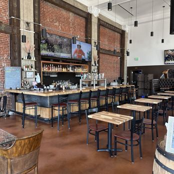 Mule Car Smokehouse - Inside bar - Barbeque Near Me - Ontario, California Mule Car Smokehouse - Inside bar - Barbeque Near Me - Ontario, California
