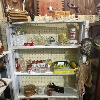 Diggers Antique Mall - Antiques Near Me - Ocala, Florida