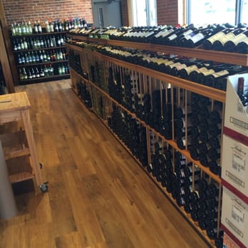 Nikki's Liquors - Nice wine section - Beer, Wine & Spirits Near Me - Providence, Rhode Island
