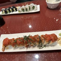Thai tuna roll