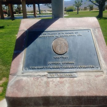 Christmas Circle Park - Community Gardens Near Me - Borrego Springs, California