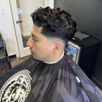 Phoenix barber studio - Barbers Near Me - San Diego, California Phoenix barber studio - Barbers Near Me - San Diego, California