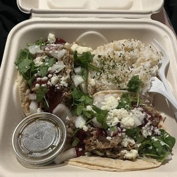 Saucy Mama's - Kalua Pork Taco Plate - Food Trucks Near Me - Mountain View, Hawaii Saucy Mama's - Kalua Pork Taco Plate - Food Trucks Near Me - Mountain View, Hawaii