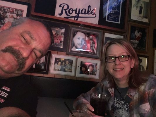 Don's Club Tavern by null