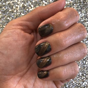 Tip & Toe Nail Spa - Something different with cat eye gel nails . - Nail Salons Near Me - New Braunfels, Texas Tip & Toe Nail Spa - Something different with cat eye gel nails . - Nail Salons Near Me - New Braunfels, Texas