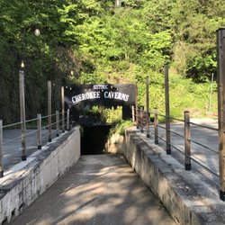 Cherokee Caverns - Entrance