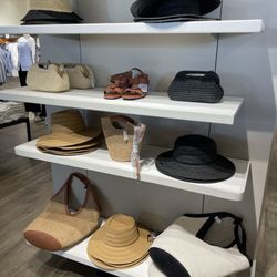 Banana Republic Factory Store