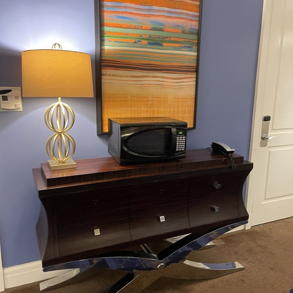 Kimpton Hotel Monaco Baltimore Inner Harbor - Microwave in the hallway?!?! Community microwave...DISGUSTING! - Hotels Near Me - Baltimore, Maryland Kimpton Hotel Monaco Baltimore Inner Harbor - Microwave in the hallway?!?! Community microwave...DISGUSTING! - Hotels Near Me - Baltimore, Maryland