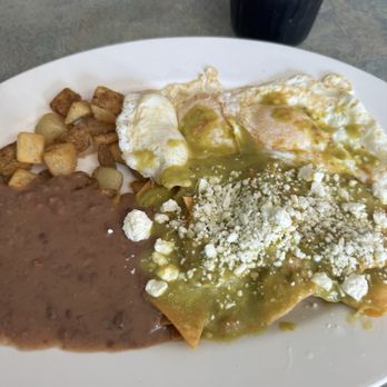 Elbita's Mexican Restaurant - Chilaquiles with Eggs Plate Breakfast verdes - Tex-Mex Near Me - Sugar Land, Texas Elbita's Mexican Restaurant - Chilaquiles with Eggs Plate Breakfast verdes - Tex-Mex Near Me - Sugar Land, Texas