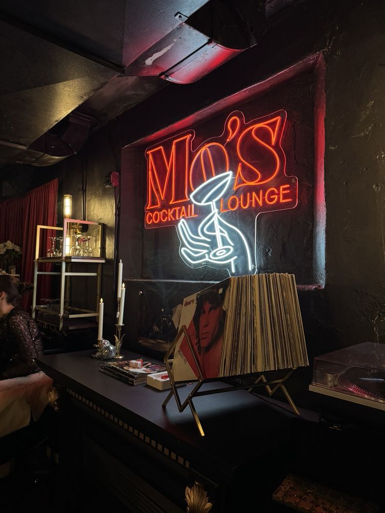 MO’S COCKTAIL LOUNGE Updated October 2024 1033 Lake Dr SE, Grand