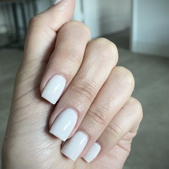 Pro Nail Spa - Nails by Kelly - Polish: Funny Bunny (3 layers) - Nail Technicians Near Me - Boca Raton, Florida