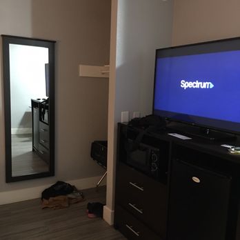 Lake Lbj Motel - Microwave, refrigerator, closet area, and large TV. - Hotels Near Me - Kingsland, Texas Lake Lbj Motel - Microwave, refrigerator, closet area, and large TV. - Hotels Near Me - Kingsland, Texas