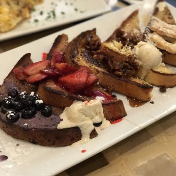 Batter & Berries - French Toast Flight - Breakfast & Brunch Near Me - Chicago, Illinois