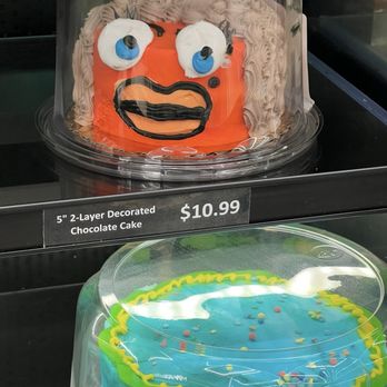 Vons - Yikes..... they may want to hire a new decorator. - Grocery Near Me - Garden Grove, California Vons - Yikes..... they may want to hire a new decorator. - Grocery Near Me - Garden Grove, California