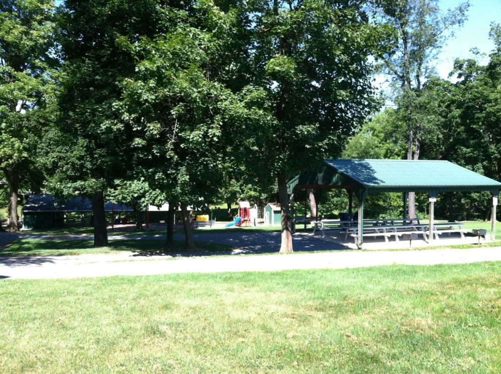 EMIG PARK Updated October 2024 2 Buttonwood Ln, York, Pennsylvania