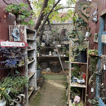 The Barn Yard - Used, Vintage & Consignment Near Me - Temecula, California